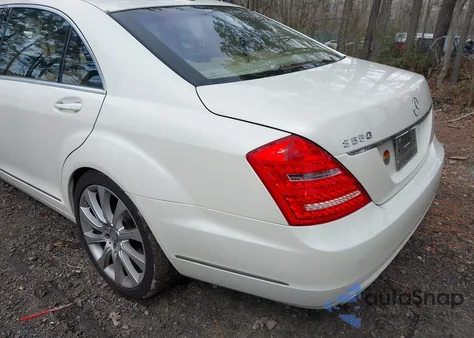2013 Mercedes-Benz S 550 из США, поврежденный, VIN WDDNG7DB9DA505045